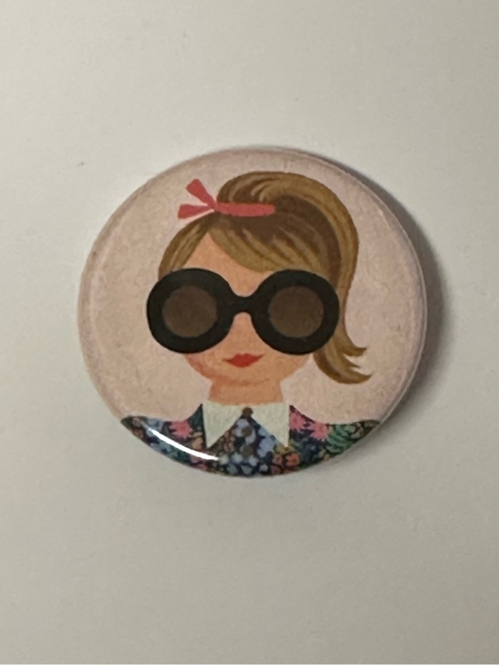 Rifle Paper Co Button Pin - Picture 2 of 3